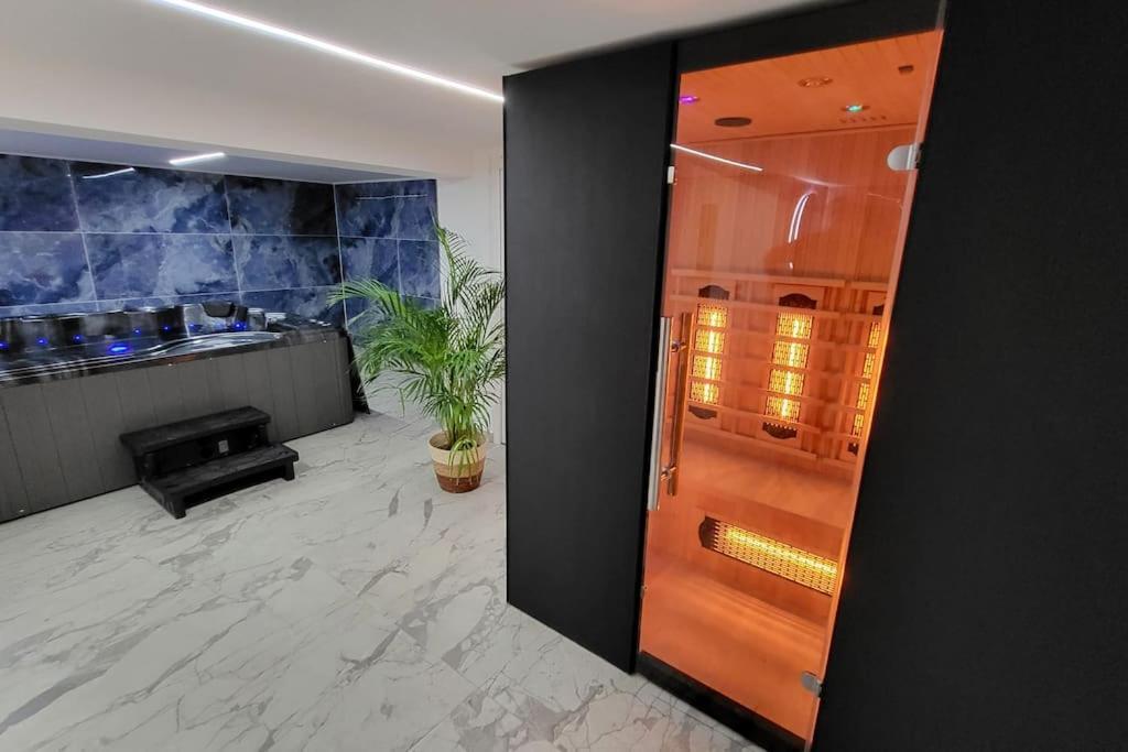 A O G Prestige Relax Max Spa Sauna Algolsheim Экстерьер фото